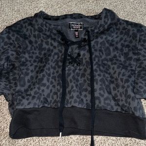 Victoria’s secret cropped long sleeve top